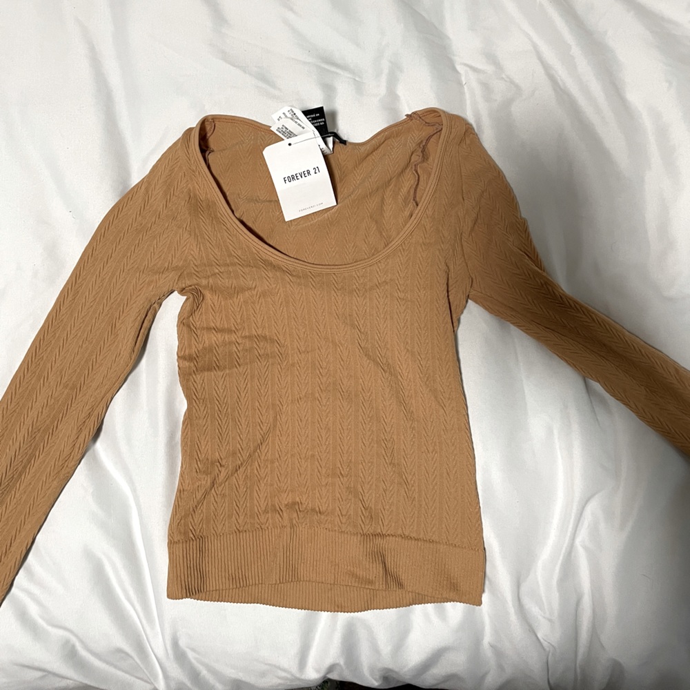 Tight long sleeve